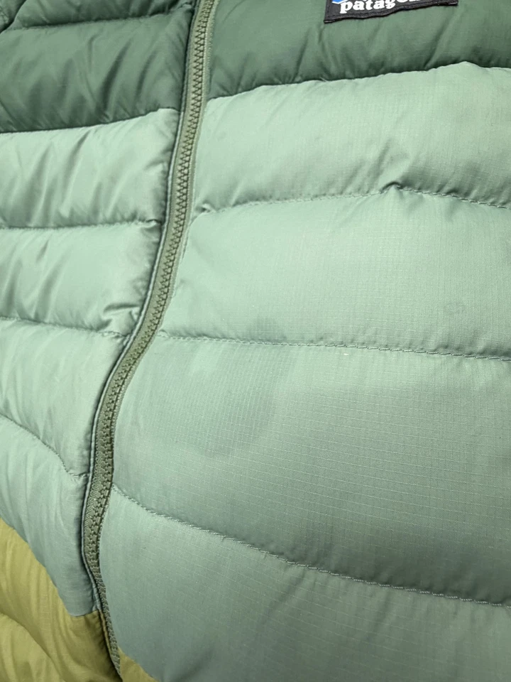 Chaqueta de Plumón Patagonia Reciclada Juvenil 10 Mediana Verde Bloque de Color Abrigo Puffer Foto 4 de 4