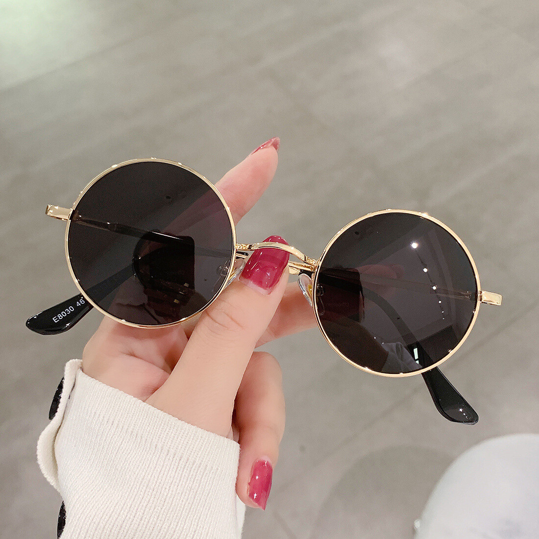 Retro Round Trendy Polarized Sunglasses Metal Frame Circle  display picture 2