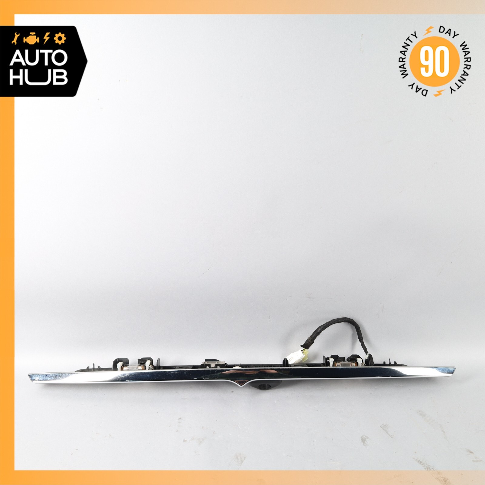 14-22 Maserati Quattoporte M156 GTS Rear Trunk Lid Moulding Plate w/Lights OEM