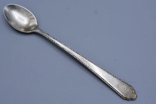 Lunt WILLIAM & MARY  Infant Feeding Spoon - 5 1/2" Sterling Silver No Monogram