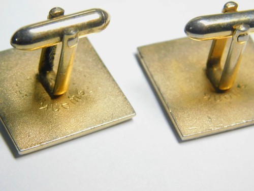 Signed Swank Black Enamel Etched Gold Tone Metal Men's Cufflinks Vintage - Picture 5 of 5