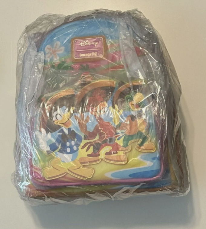 Loungefly Mini Backpack Disney THREE CABALLEROS Beach Scene  display picture 3
