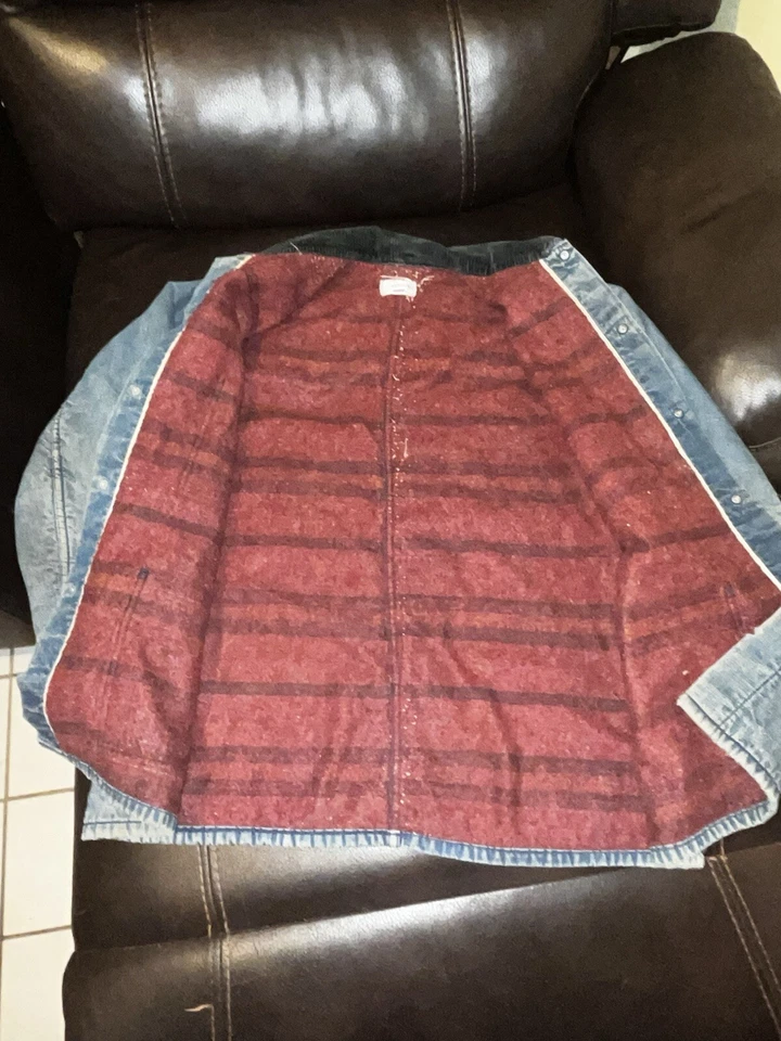 Abrigo de mezclilla con ribete Carters años 60 desgastado para tareas Foto 4 de 4