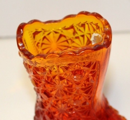 AMBERINA FENTON ORANGE GLASS DAISY & BUTTONS VICTORIAN BOOT WITH STICKER-VINTAGE - Picture 2 of 6