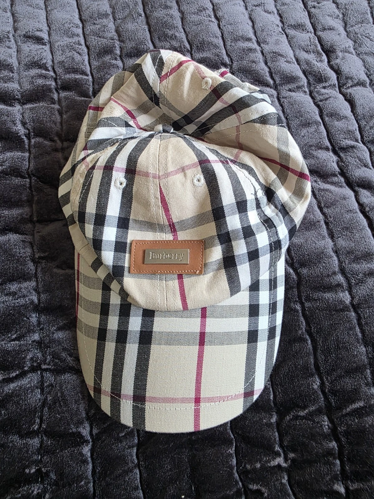 Burberry Nova Check Hat One Size Unisex