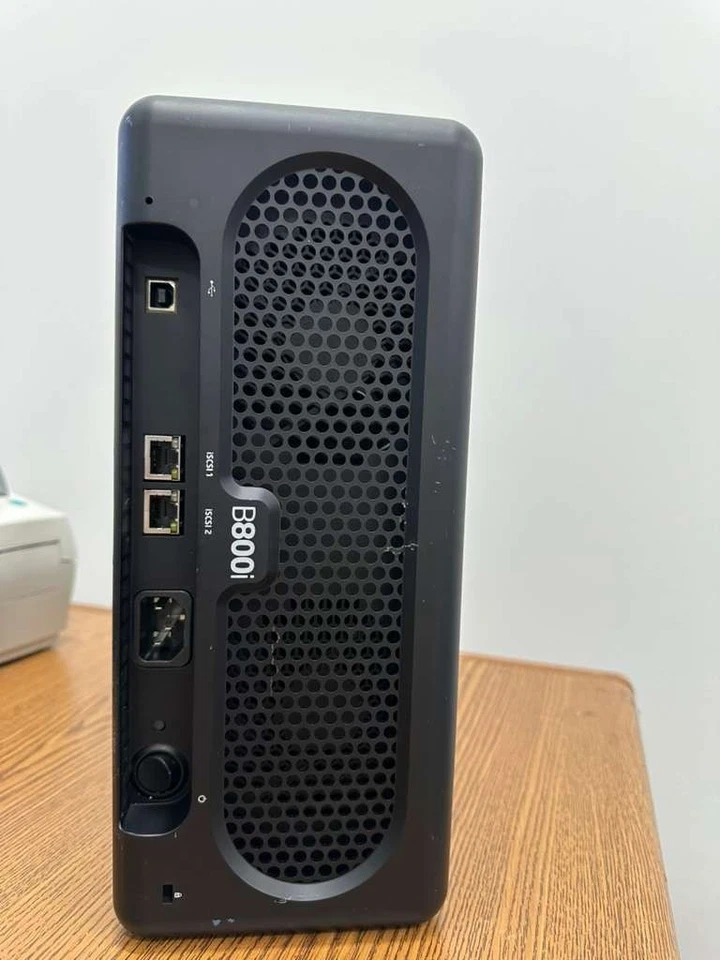 Drobo B800i iSCSI SAN Storage Array 3.5" 8-Bay No Hard Drives, Tested - Image 4 of 4