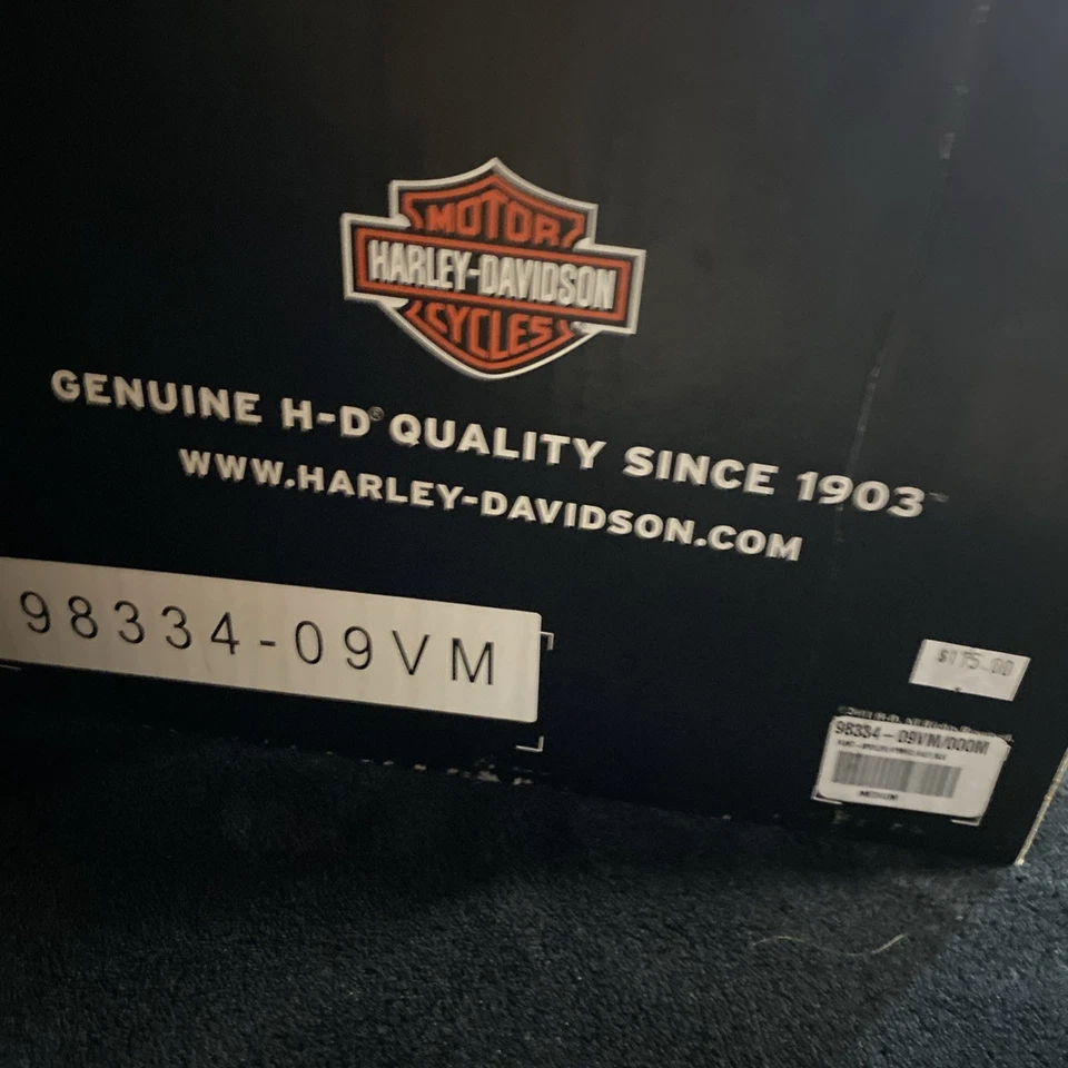 Medio casco híbrido alerón negro Harley Davidson en caja con cubierta antipolvo como nuevo Foto 4 de 4
