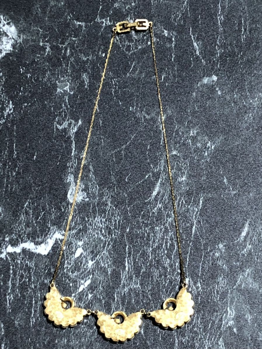 GIVENCHY G Logo Flower Necklace thumbnail 5