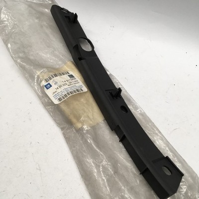 Vauxhall / Opel Omega B Front End Bumper Rail Guide RH 9173408 Offside Genuine