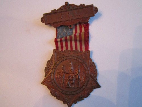 1886 LADIES OF THE GRAND ARMY OF THE REPUBLIC MEDAL - F.C.L. - 3" X 1 1/2" 