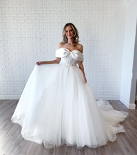 Simple Off the Shoulder Wedding Dresses A Line Lace Princess Tulle Bridal Gowns