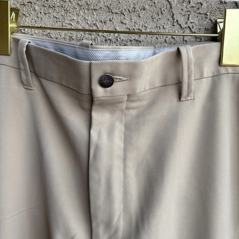 Pantalones de golf Callaway para hombre 38" x 30" beige bolsillos delanteros planos forro plateado Foto 3 de 4
