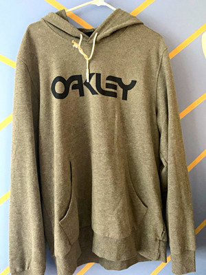 Oakley Men s Gray Pullover Fleece Hoodie Logo Pockets Custom Fit 2XL
