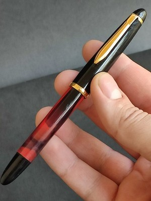 Vintage Senator Windsor Piston Filler Red Gold Plated 