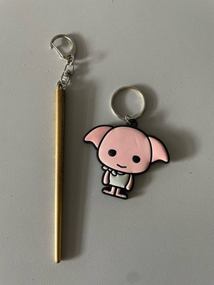 Harry Potter Warner Bros Studio Dobby Chibi + Stick Schlüsselanhänger 