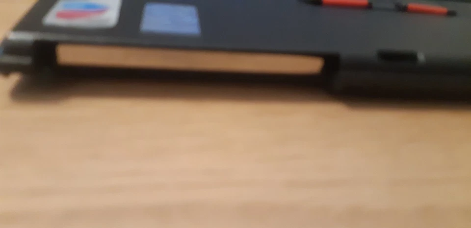 IBM ThinkPad X41 Pentium m 1.6Ghz SSD - Image 2 of 4