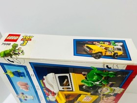 Toy Story Pizza Planet Truck Rescue 7598 225 pcs Disney Pixar LEGO 2010 Toy