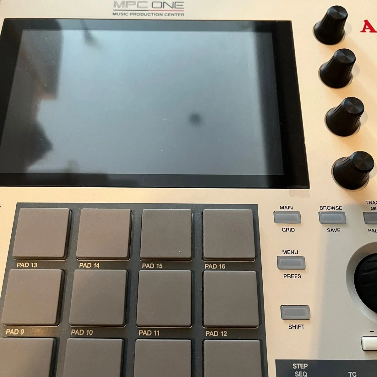 4個まで郵便OK 限定色 AKAI MPC ONE SPECIAL RETRO EDITION