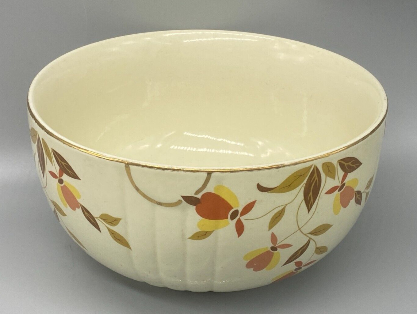 Halls Superior Quality Kitchenware Bowl Jewel Tea Autumn Leaf 9 inches Vintage