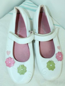 white mary jane shoes uk