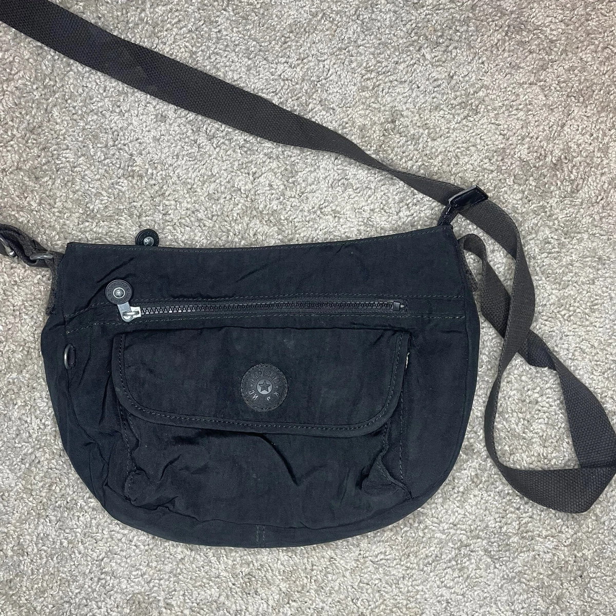 Converse small top sling bag