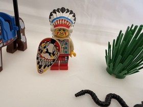 Genuine LEGO System set 6709 Tribal Chief from the LEGO Western theme (1999)