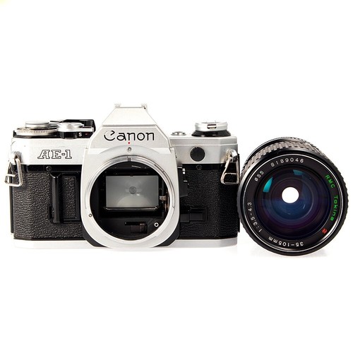 CANON AE-1 35mm Film Camera w/ Tokina 35-105mm Zoom Lens - Tested - Great Cond. - Picture 3 of 9