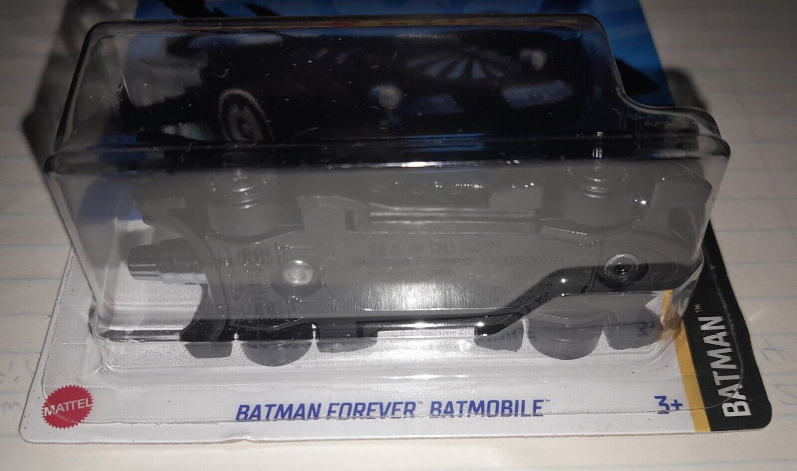 Hot Wheels - Batman Forever Batmobile - HKG38 Escala Miniaturas by