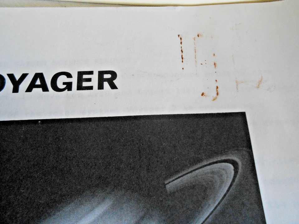 NASA Voyager Saturn Science Summary 1983 by Jet Propulsion Lab 15 Pages - Image 4 of 4