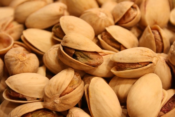 1000 g de pistachos tostados y salados con cáscara 1 kg para picar