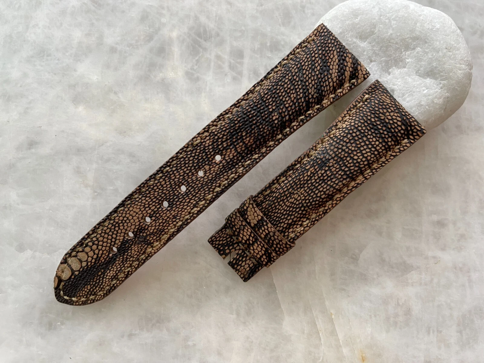 22mm/18mm Genuine Brown Ostrich Leather Padded Watch Strap Band