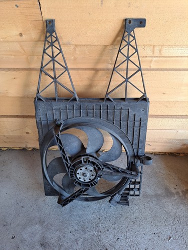 X21* Volkswagen Golf 4 Bora Kühlerlüfter Lüfter 1J0121207