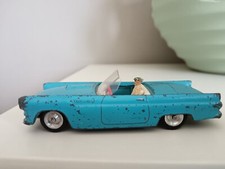 Solido 1/43 – Ford Thunderbird + Camping (Occasion, Thème Vacances)