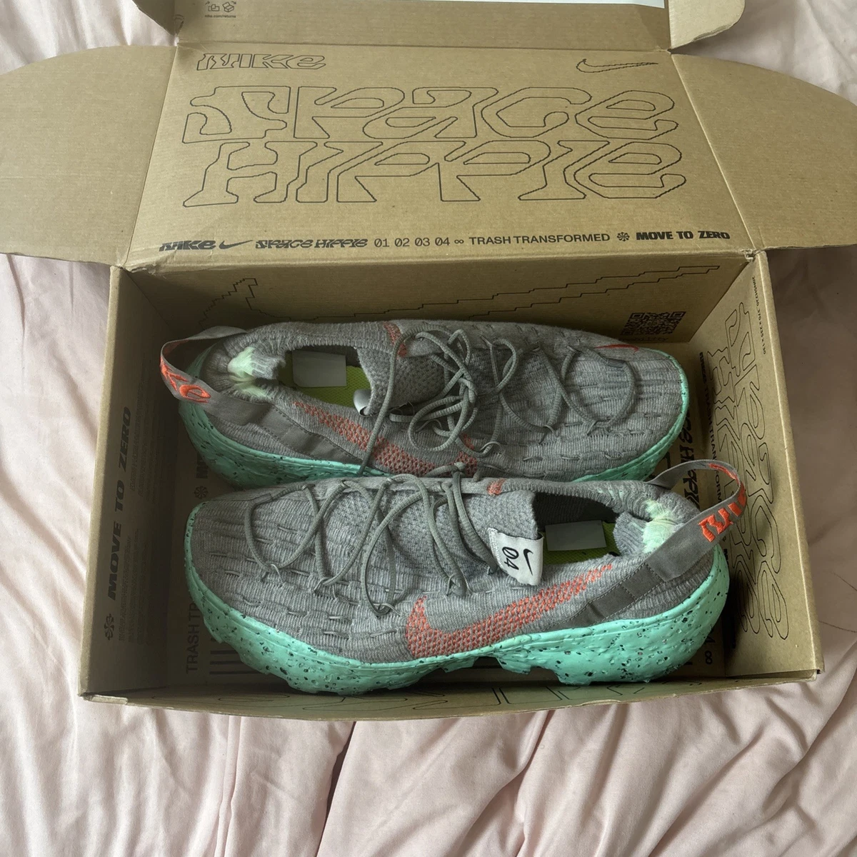 Nike Space Hippie 04 Green Glow for Sale | Authenticity 