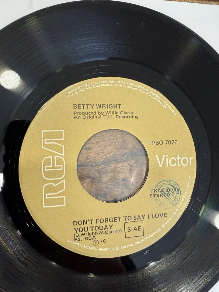 7” 45 giri BETTY WRIGHT OPEN THE DOOR Italy 1976 Funk Soul Pop Rock Disco Italy - Image 2 of 4