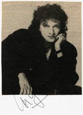 SINGER Lou Gramm autograph, signed magazine picture