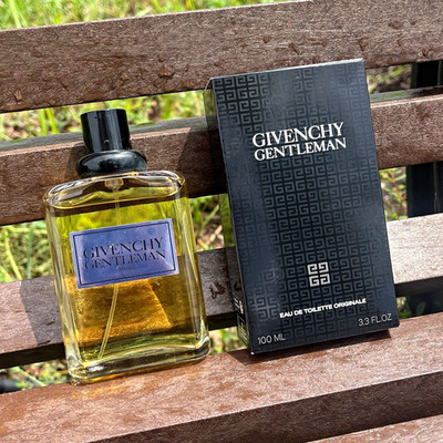Givenchy Gentleman Eau de Toilette Spray Regular Size 3.3 fl oz