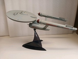 Diamond Select USS Enterprise NCC 1701