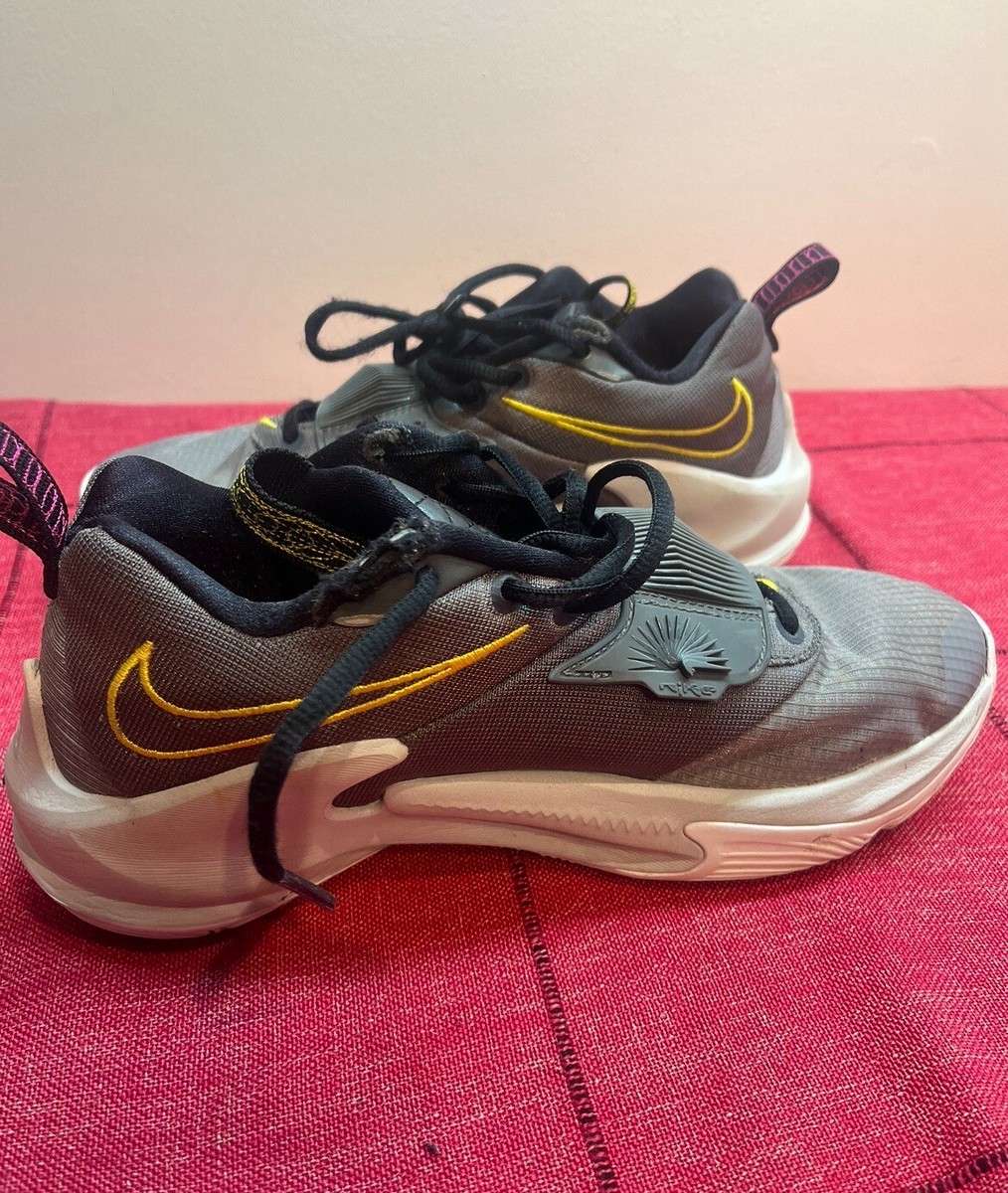 NIKE ZOOM FREAK 3 EP 海外カラー 'LOW BATTERY' Nike Zoom Freak 3 Low Battery - Mar 2022 - DA0694-006