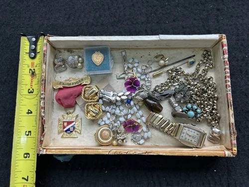 Vintage Costume Jewelry Lot – Mixed Pieces – Repair / Craft / Resale