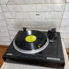 Hitachi Lo-D HT-500MK2 Direct Drive Full Automatic Turntable with Stylus