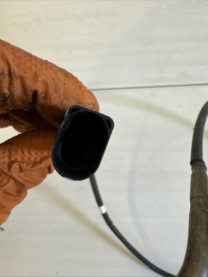 Sensor de temperatura de escape VOLKSWAGEN TRANSPORTER T6.1 2.0 TDI 2020 1968cc 04L906088HL Foto 4 de 4