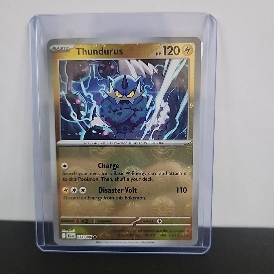Pokémon Black Bolt Thundurus 033/086 (Pokeball Pattern) Holo NM