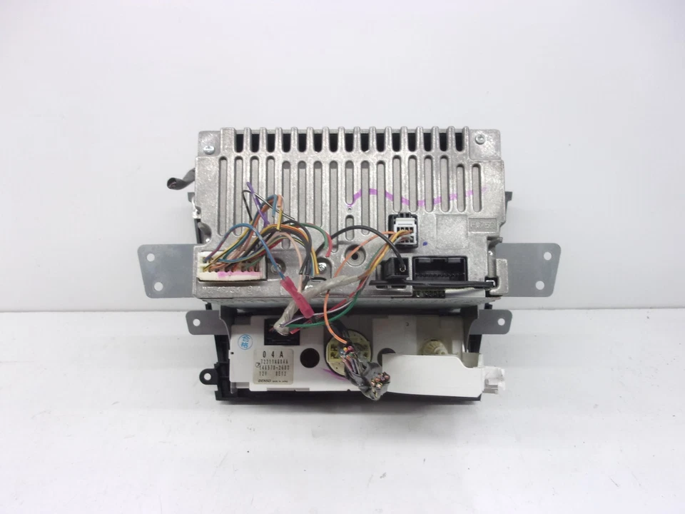 2009 Subaru Legacy Radio Receiver CD Climate AC Heater Temperature Control OEM - Image 4 of 4