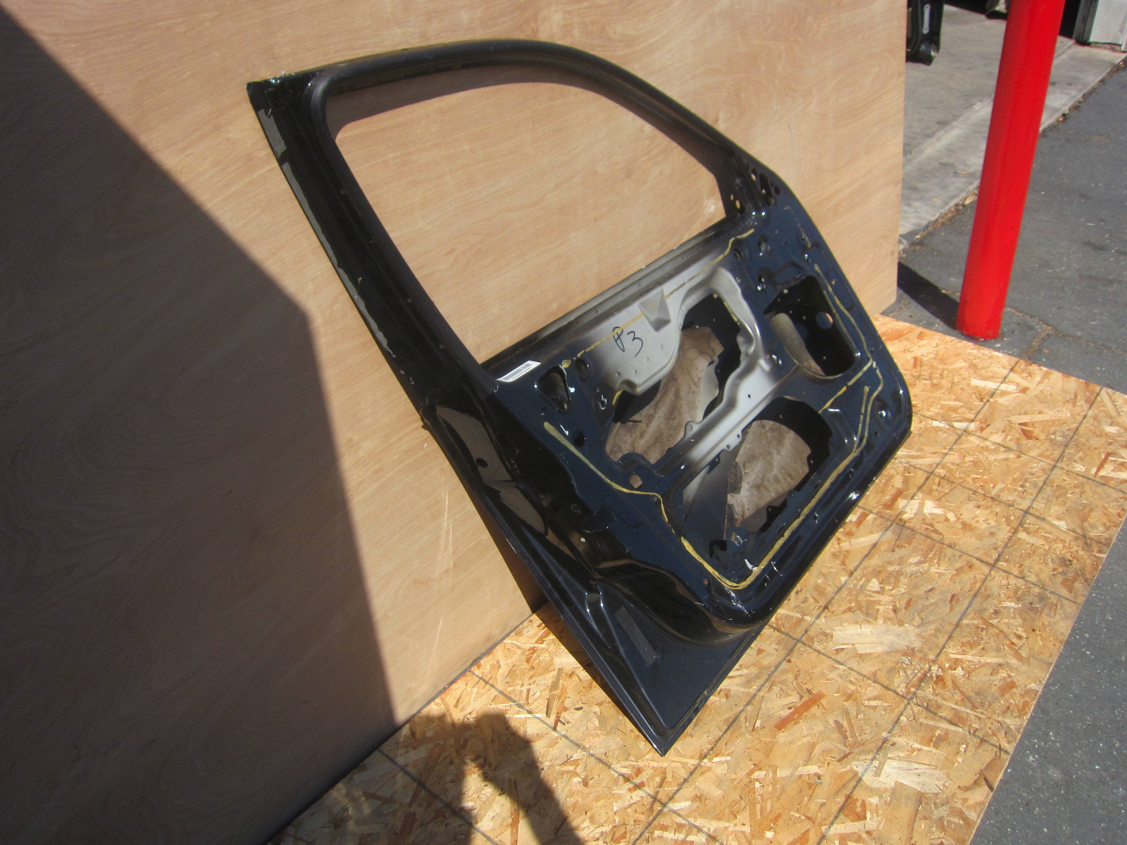Maserati Quattroporte   LH Front Door Shell. Part#67062100