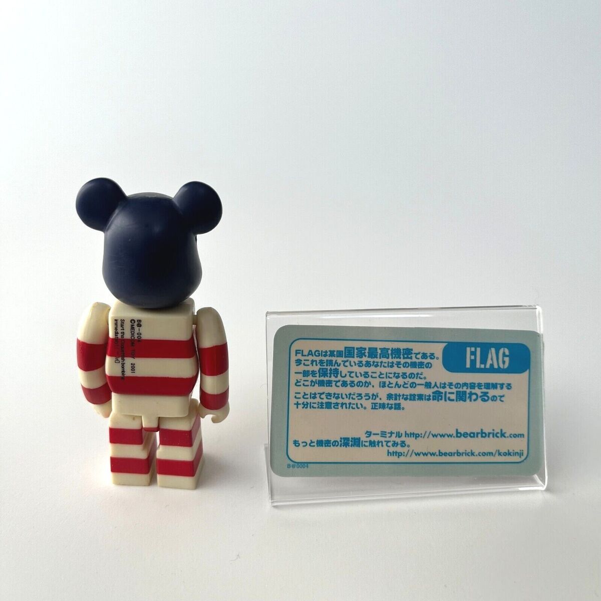 Bearbrick Be@rbrick 100% Medicom Toy Flag Selling loosely Bearbrick Be@rbrick 100% Medicom Toy Flag Selling loosely