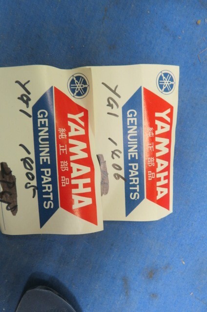 Yamaha 80 YG1 YG1K YG1T YG1TK L/R Fuel Tank Emblem Aftermarket