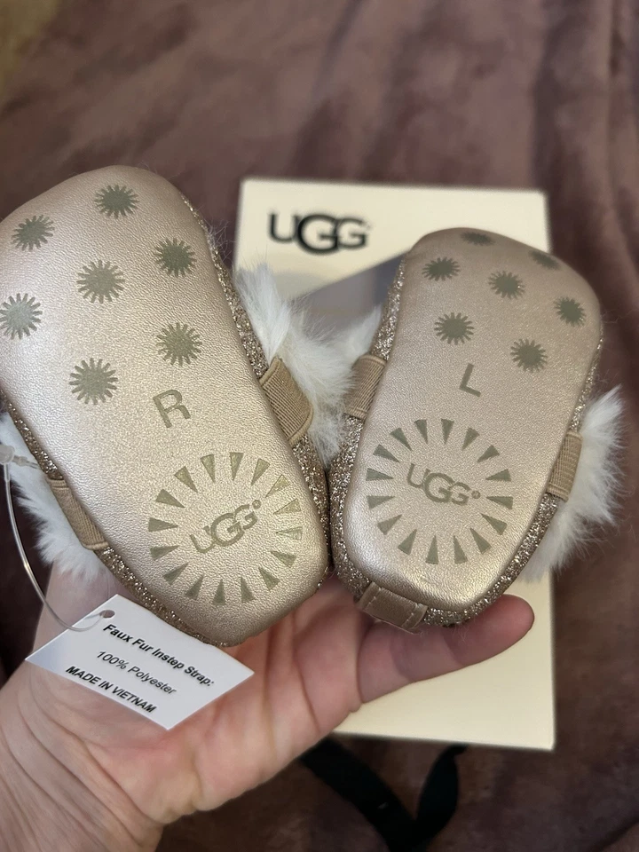 Bebé Niña UGG Pelusa Brillo Ballet Pisos Dorado Talla 0/1 XS 0-6 Meses Nuevo Foto 3 de 4