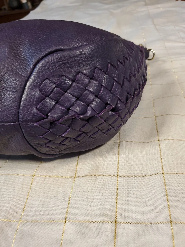 Elliott Lucca Púrpura Profundo Grande Cuero Cartera Bolso de Mano Cremallera Hobo Trenzado De Colección Foto 2 de 4