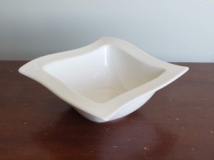 Villeroy & Boch NewWave Caffè Koffiemok Donkergroene Braamstruik, 300 ml, Hoogte: 11 cm, Premium Porselein, Sinopel : Villeroy & Boch